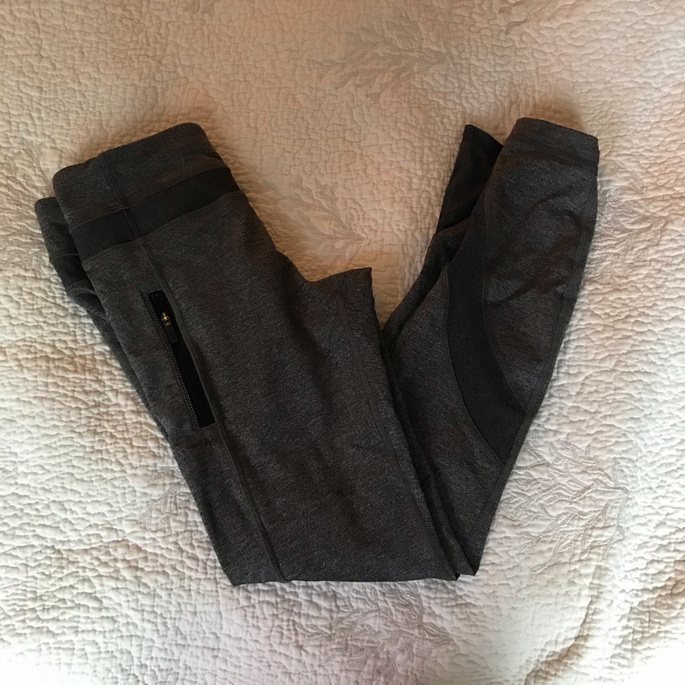 Lululemon Grey Cropped Leggings